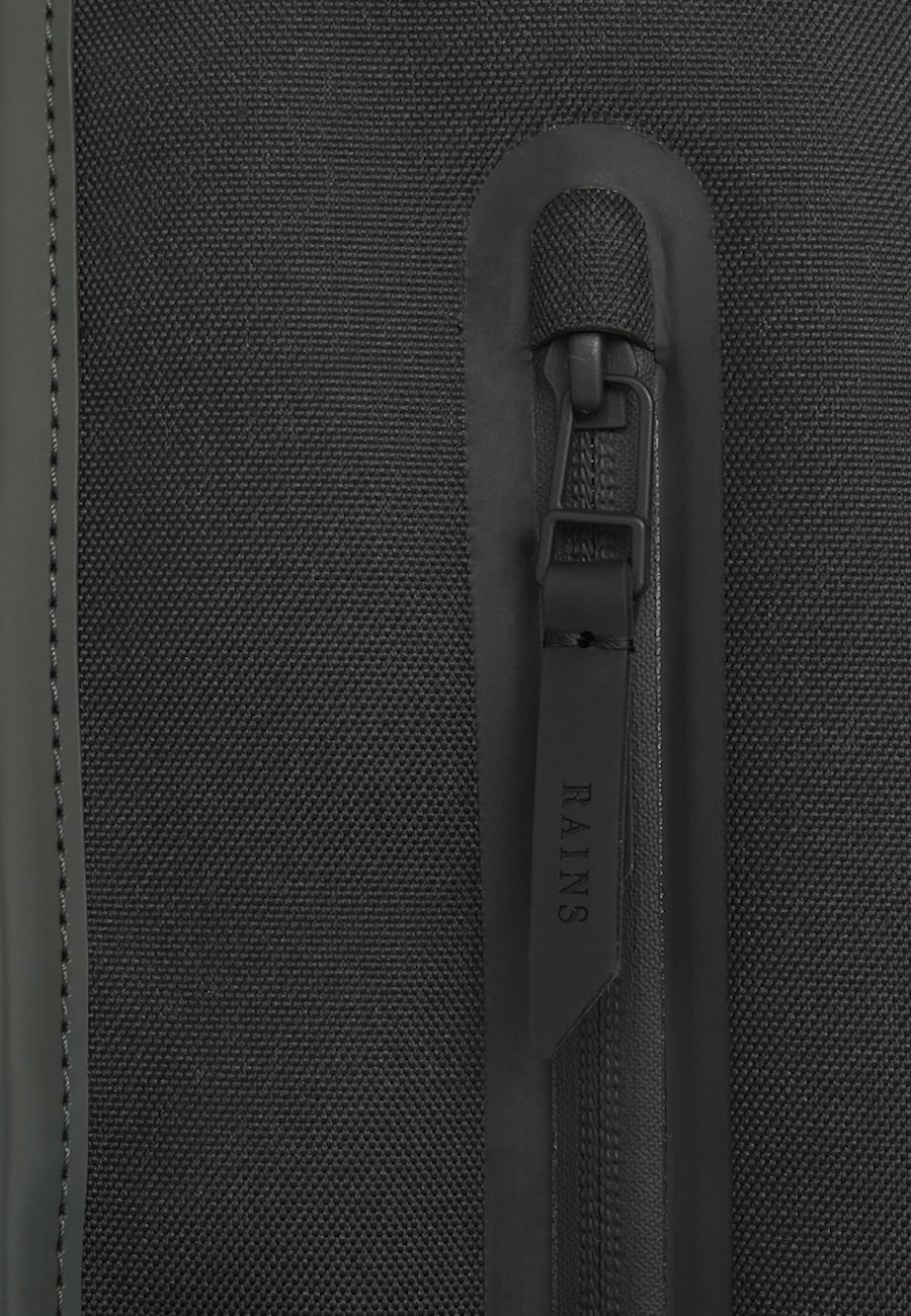 BACKPACK from RAINS Your waterproof classic for every day.