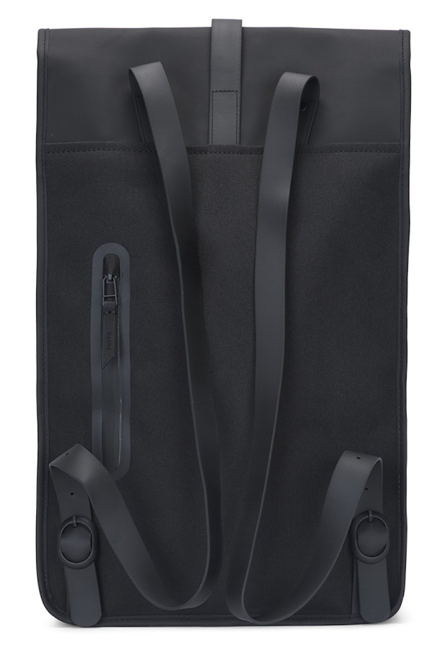 BACKPACK from RAINS Your waterproof classic for all weather.