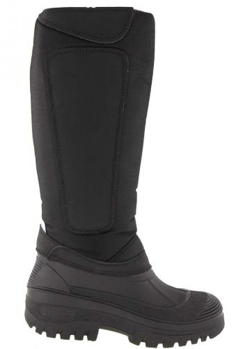 most versatile shoe color